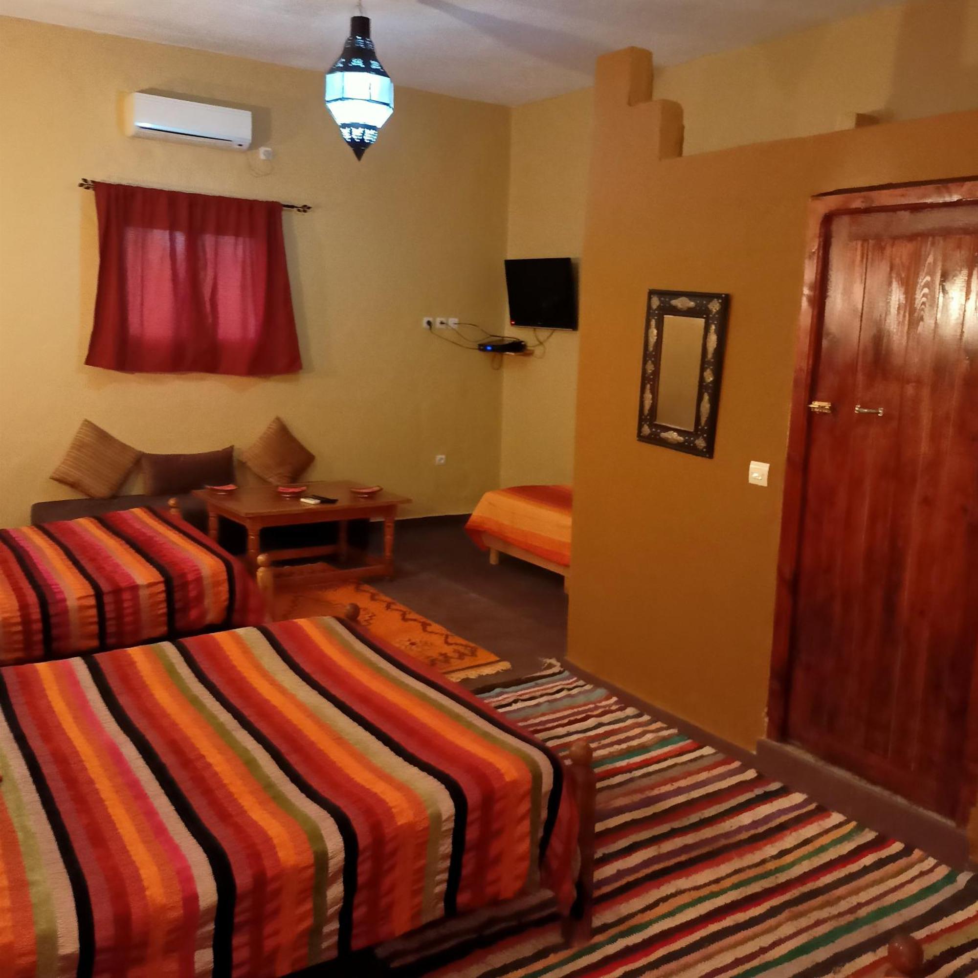 Hotel Lescale De Ouarzazate Tazentoute Exterior foto
